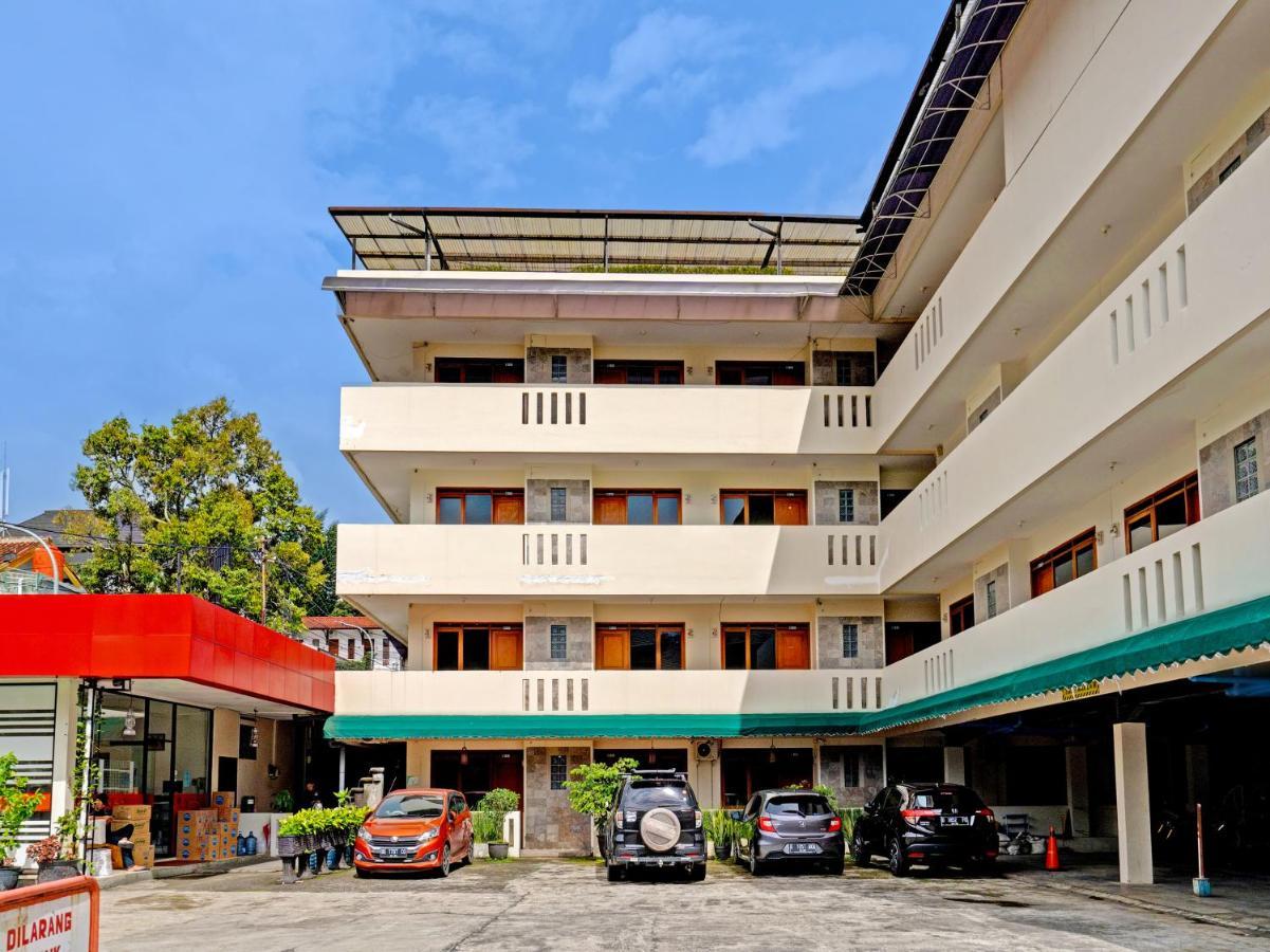 Oyo 1699 Verona Hotel 2*