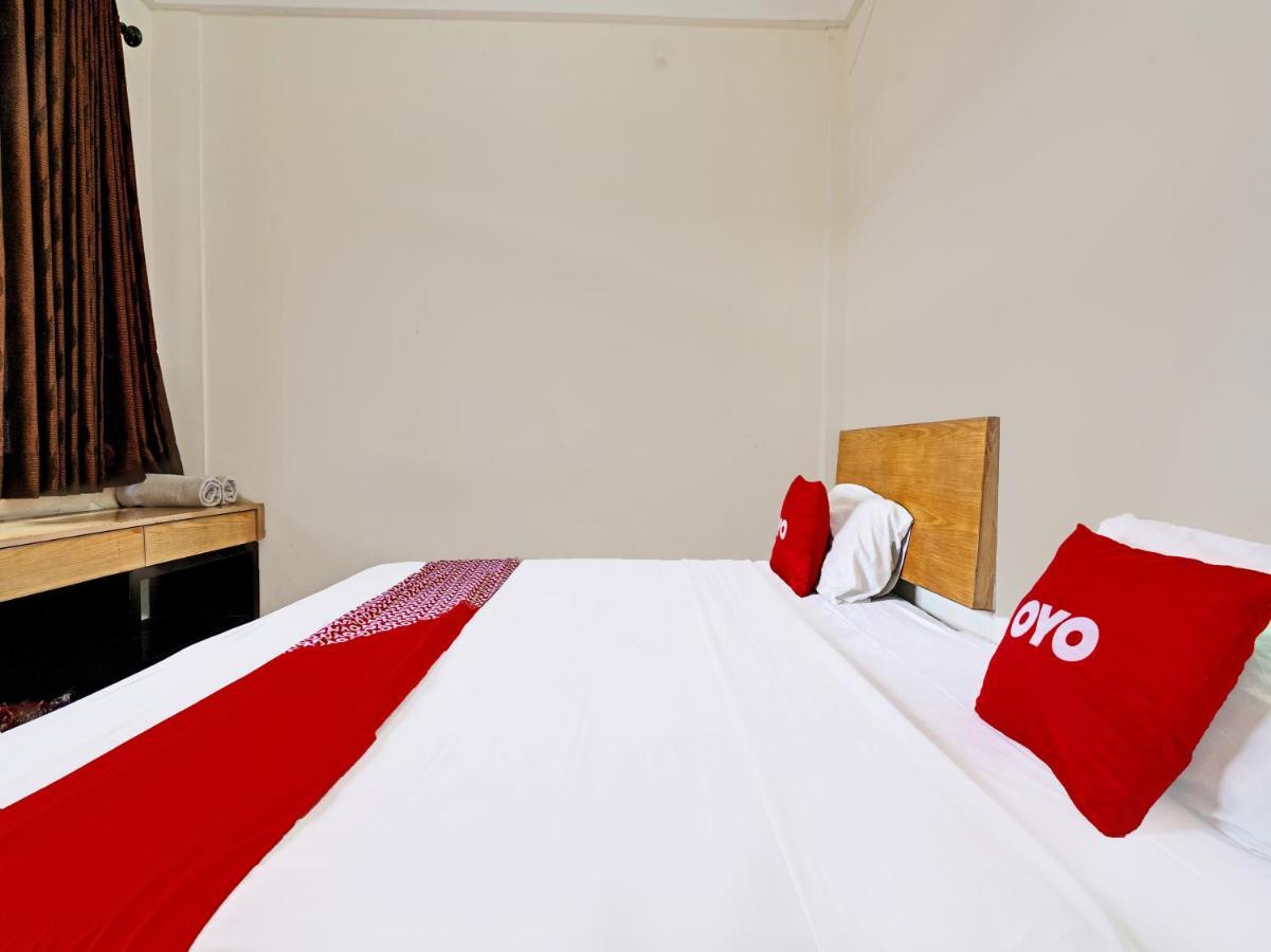 Hotel Oyo 1699 Verona 2*