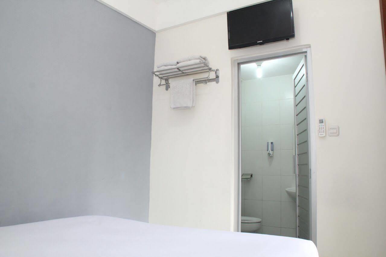Oyo 1699 Verona Hotel 2*